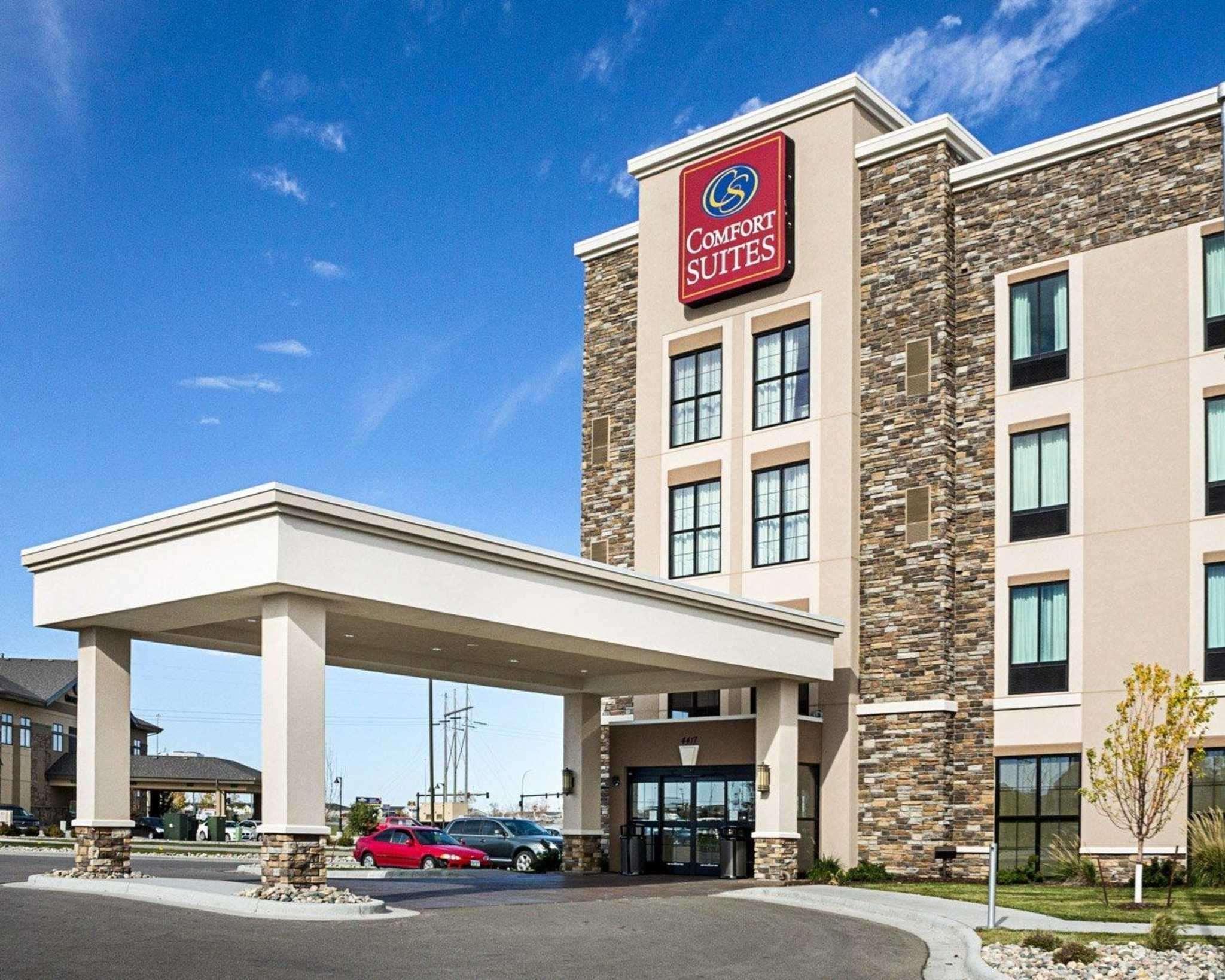 Comfort Suites Fargo Medical Center Exterior foto